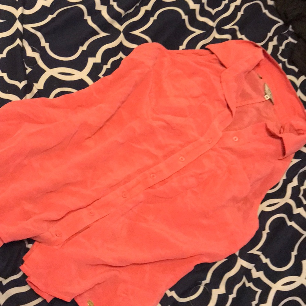 Guess button up summer shirt